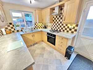 Ascot Drive Great Sutton